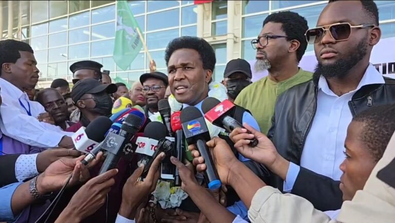 Venancio-Mondlane-ANAMOLA-1