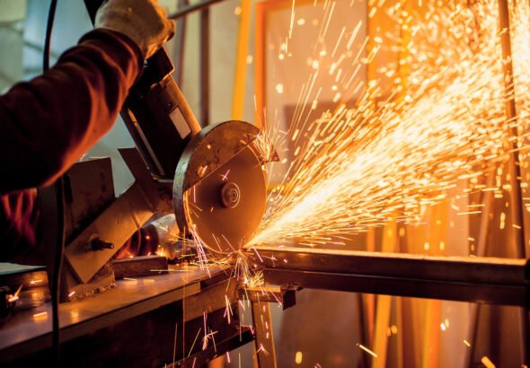 melhores-ferramentas-para-a-industria-CRED-iStock_guruXOOX_Easy-Resize.com_